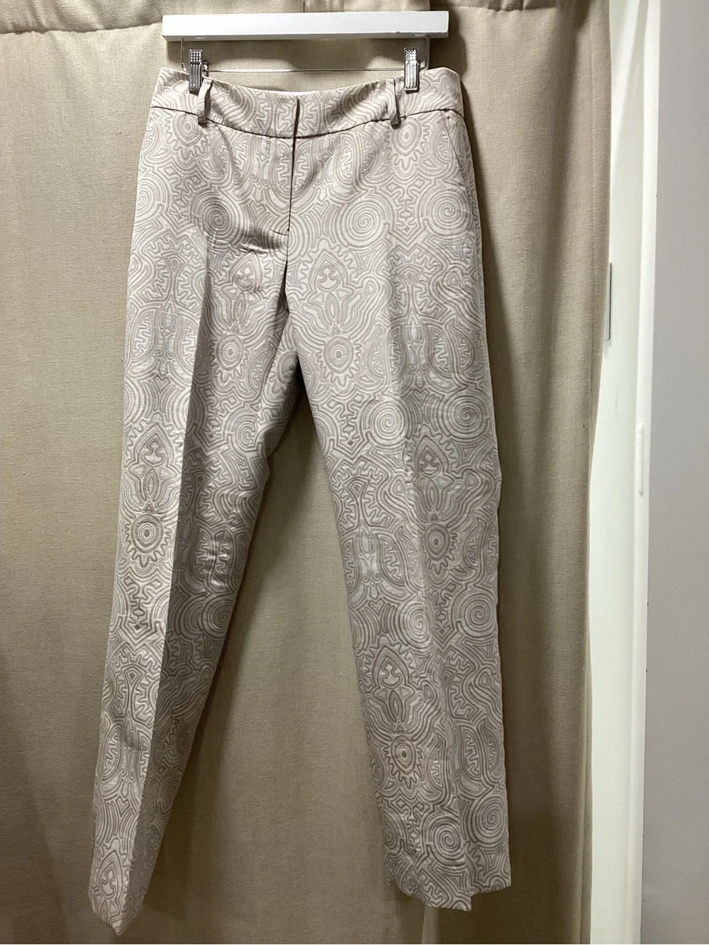 Etcetera Beige & Cream Abstract Print Slim Ankle Pants